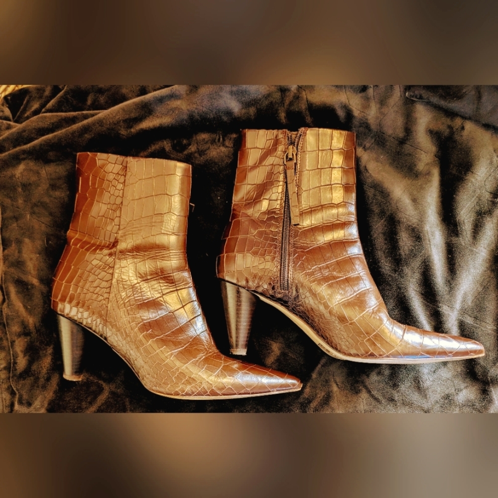 Anthony Veer Brown Croc Embossed   Leather Cora Zip Ankle Heel Boots